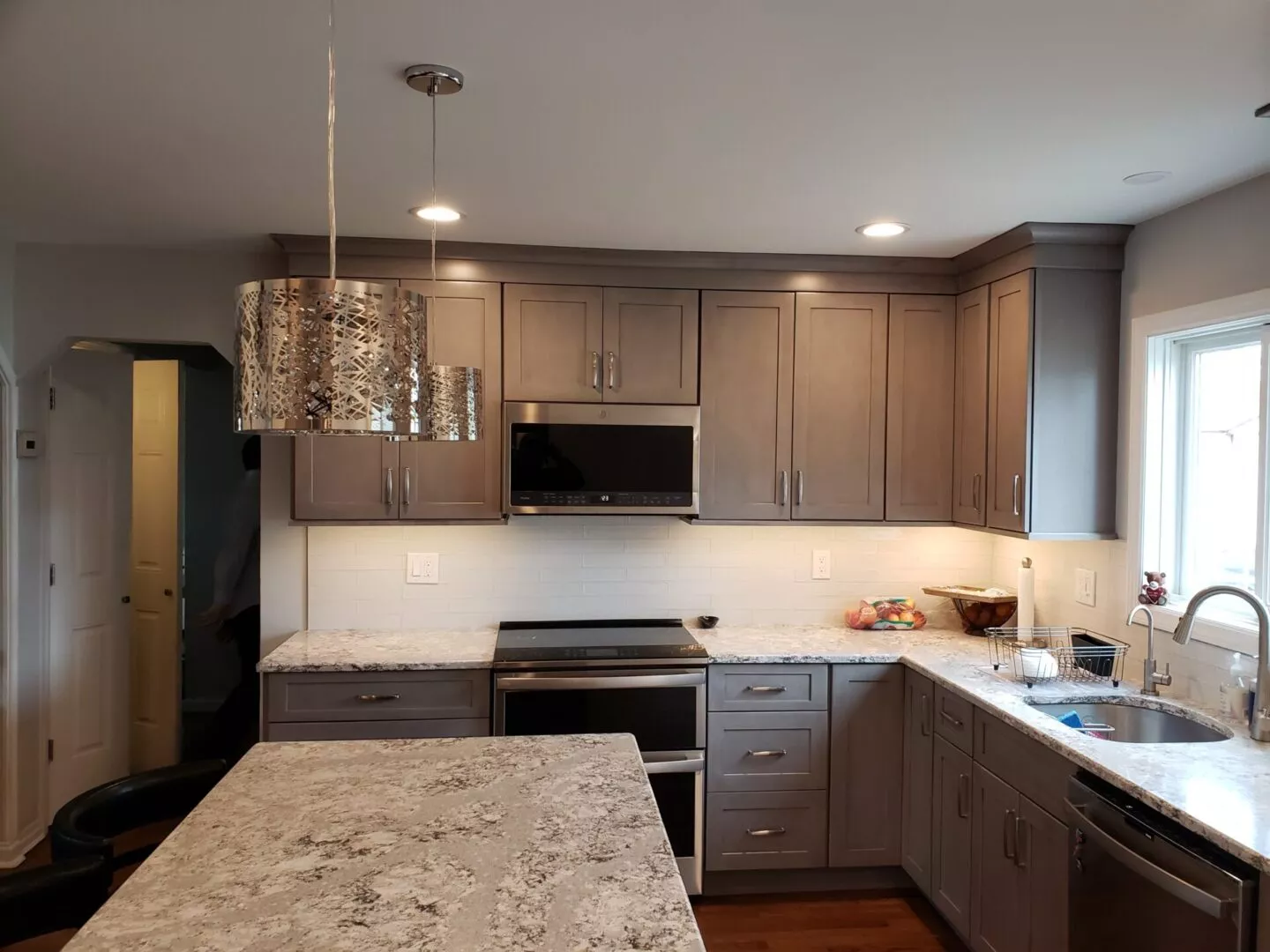 Modern kitchen